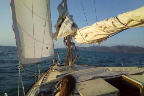 Casual Fare Sailing Charters Townsville Ocean Living Cruise - Accommodation QLD 3