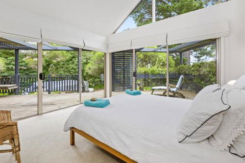 BIRDSONG MORNINGTON - Accommodation QLD 5