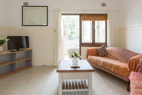 B6 Cafes & Restaurants Close To UWA - Accommodation QLD 0