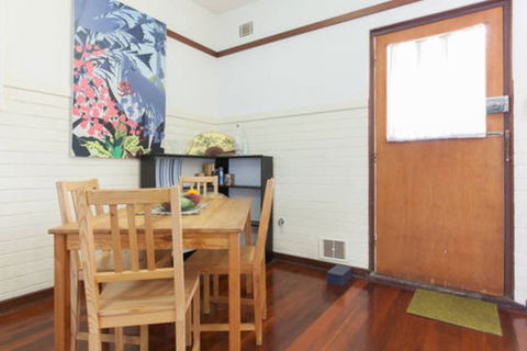 B4 Apartment Close To Perth UWA - Accommodation QLD 5