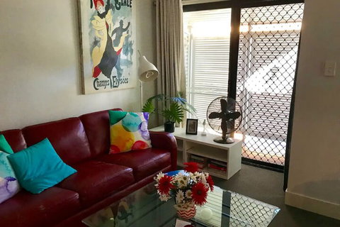 Comfortable Studio Near New Farm Park - Accommodation QLD 4
