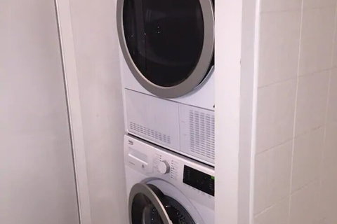 Comfortable Studio Near New Farm Park - Accommodation QLD 5