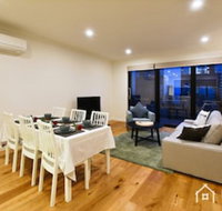 Tomkins Townhouse - Accommodation QLD