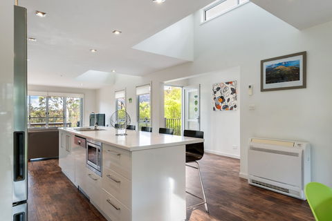 Freycinet Haven - Accommodation QLD 3