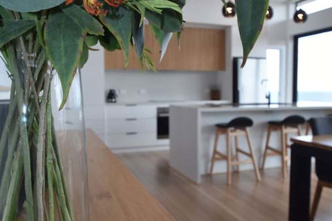 Freycinet Coastal Retreat - Accommodation QLD 4