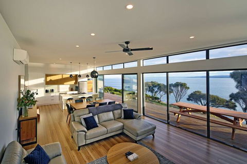 Freycinet Coastal Retreat - Accommodation QLD 5