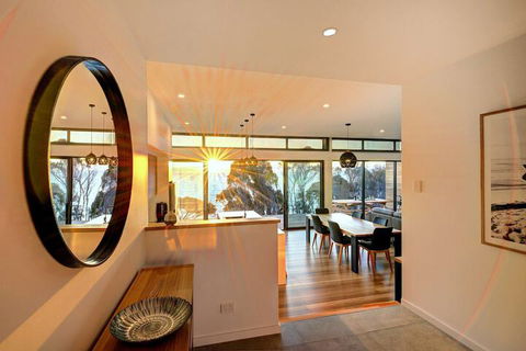 Freycinet Coastal Retreat - Accommodation QLD 3