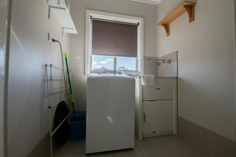 Autumn St. Trendy East Orange Near CBD - Accommodation QLD 3