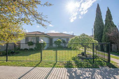 Autumn St. Trendy East Orange Near CBD - Accommodation QLD 0