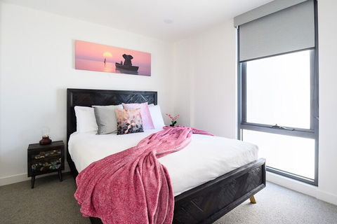 JUDD A Stylish Abode Awaits You - Accommodation QLD 3