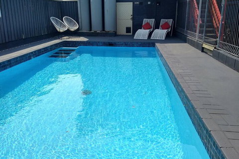 Kew Motel - Accommodation QLD 2