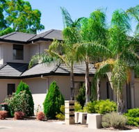 European Style House in the Garden of Eden - Accommodation QLD