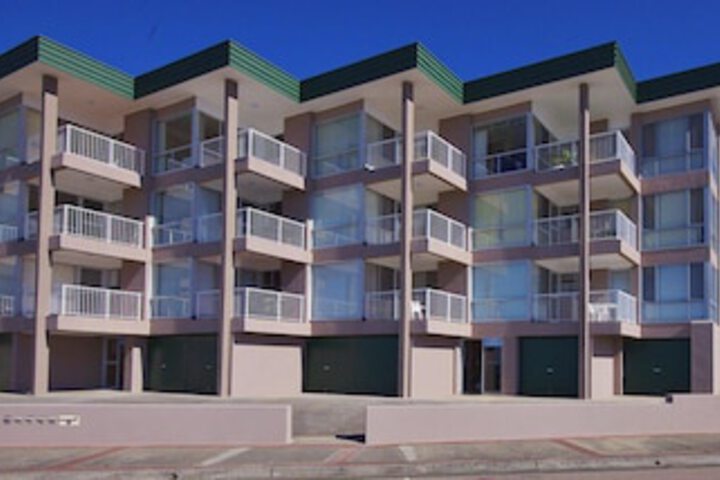 Tumbi Umbi NSW Accommodation QLD