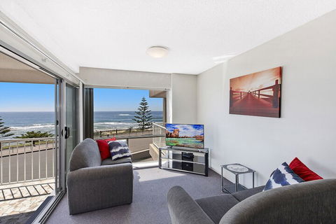 Dolphin Court 6 - Accommodation QLD 5