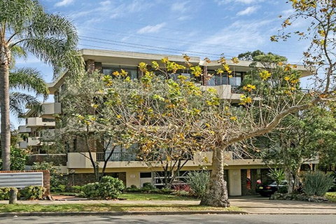 The Apartment Service CN016 - Accommodation QLD 6