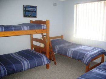Pacific Court 8 - Accommodation QLD 6