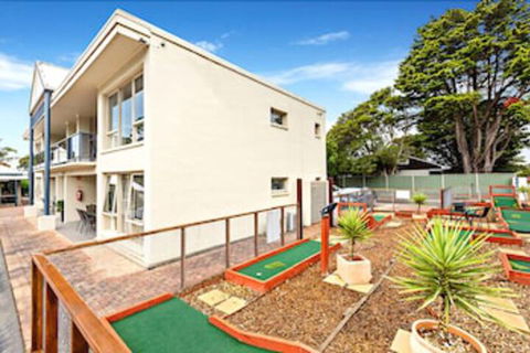 Island Breeze Resort - Accommodation QLD 1