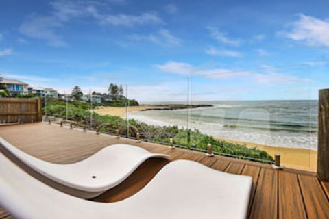 JoeAnne At Blue Bay Absolute Beachfront - Accommodation QLD 0