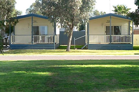 ARNO BAY CARAVAN PARK - Accommodation QLD 3