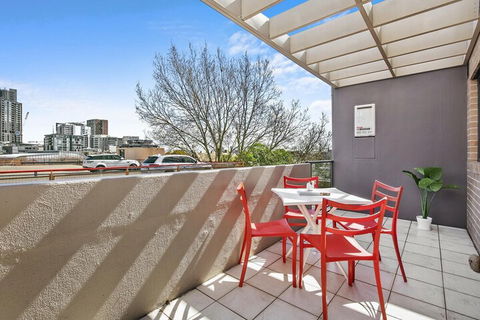 HOLT1 Crows Nest Holtermann Street - Accommodation QLD 5