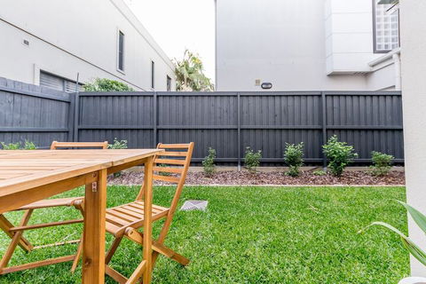 Sandcastle, 26a Winsor Street - Accommodation QLD 4