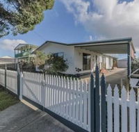 4 Lansell Road Cowes - Accommodation QLD