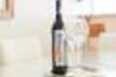 Breakwater Apartment Unit 205 / 2 Messines Street - Accommodation QLD 4