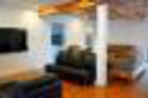 Island Family Entertainer Sleeps 15 Linen & Wifi - Accommodation QLD 5