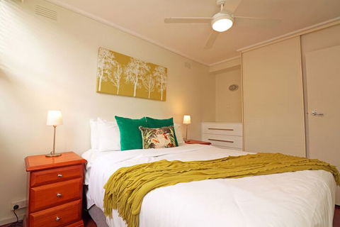Colour Pop - Rejuvenate Stays - Accommodation QLD 2