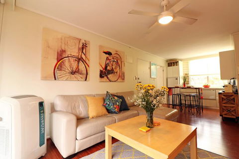 Colour Pop - Rejuvenate Stays - Accommodation QLD 5