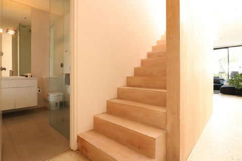 Inspired Designer Carlton North Terrace - Rejuvenate Stays - Accommodation QLD 2