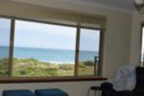 Watersun Beach House - Accommodation QLD 0