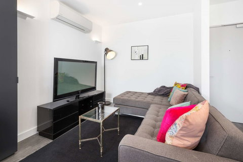 Caulfield North Executive - Accommodation QLD 4