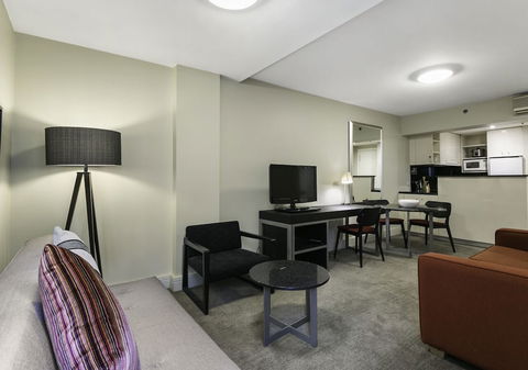 DARLING A Tidy Space In A Great Location - Accommodation QLD 4