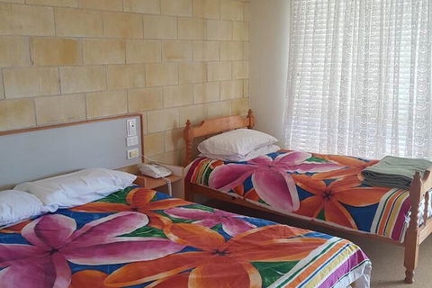 A Country View Motel - Ilbilbie - Accommodation QLD 3