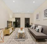 New 2 beds Apt mins walking to Darling HarbourQVB - Accommodation QLD