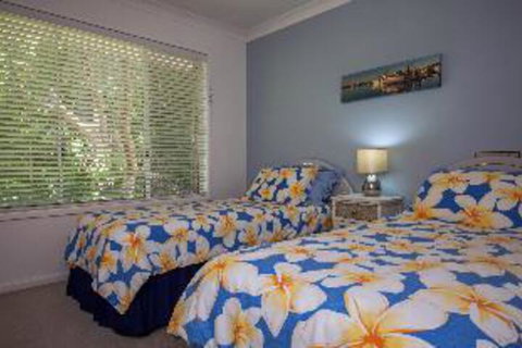 3 Bedroom House At Sandy Point Road 151 - Accommodation QLD 4