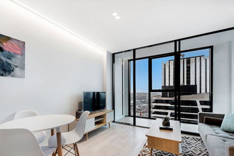 IFSuites (IFSTAYS) Light House Apartment - Accommodation QLD 3