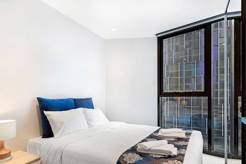 IFSuites (IFSTAYS) Light House Apartment - Accommodation QLD 5
