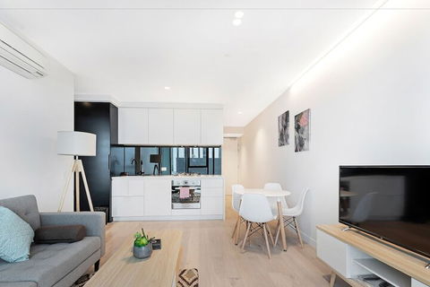 IFSuites (IFSTAYS) Light House Apartment - Accommodation QLD 7