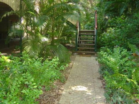Appian Beach House - Accommodation QLD 1