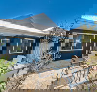 Seafront Unit 60 - Accommodation QLD