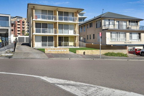 Waterviews On Marine Parade - Accommodation QLD 1