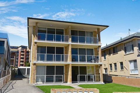 Waterviews On Marine Parade - Accommodation QLD 2