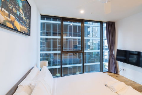 Airtrip Apartments On Cordelia - Accommodation QLD 4