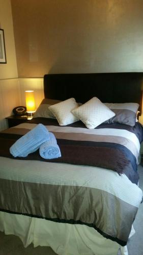 About Time Retreats Studio Three - Accommodation QLD 1