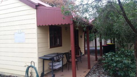 About Time Retreats Studio Three - Accommodation QLD 4