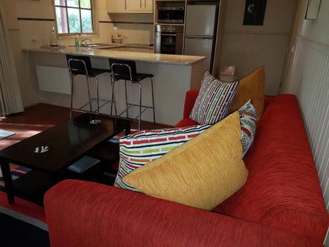About Time Retreats Studio Three - Accommodation QLD 0