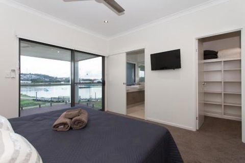 The Suite By The Cablepark - Accommodation QLD 2