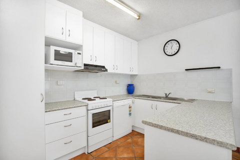 Noosa Views - Accommodation QLD 3